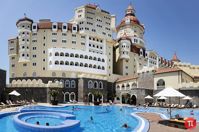 http://i.penzainform.ru/sales/tours/russia/gostinichnij_kompleks_bogatir_sochi_000796E9H/797249.jpg